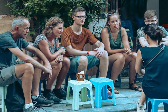 Ha Noi Walking Food Tour, Non Vegetarian,Vegan, vegetarian Option - Seven to 10 plates across Hanoi’s Old Quarter