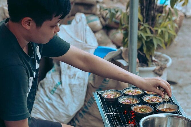 Ha Noi Walking Food Tour, Non Vegetarian,Vegan, vegetarian Option - What you might eat, from pho to egg coffee