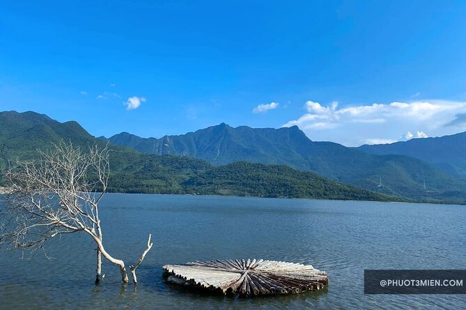 Hai Van Pass and Hue City Sites Deluxe Small Group Tour - Lunch with Hue flavors