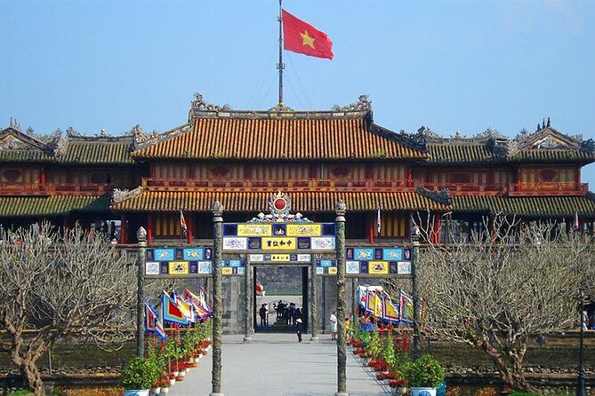 Hai Van Pass and Hue City Sites Deluxe Small Group Tour - Entering Hue Imperial City