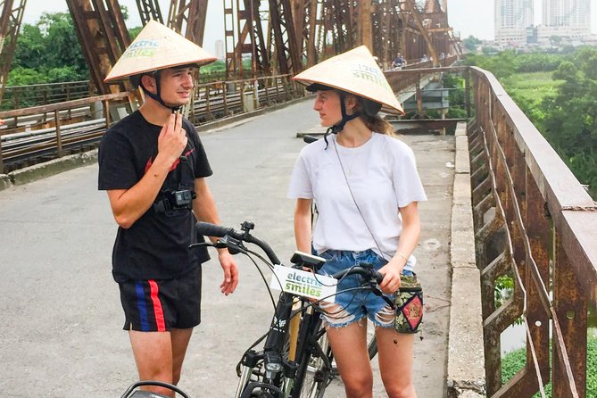 Half Day Ha Noi Tour by E-bike - Long Bien Bridge and the changing city view