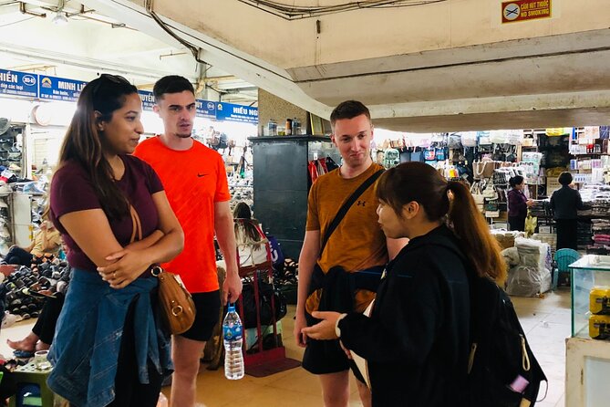 Half-Day Hanoi Highlights and Train Street Experience - Guide service and the importance of timing
