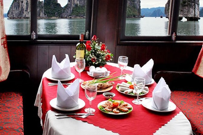 Halong 6 hours Boat tour with Cave, Kayak, lunch, transfer high-way from Hanoi - The long road from Hanoi to Halong Bay
