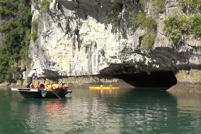 Halong 6 hours Boat tour with Cave, Kayak, lunch, transfer high-way from Hanoi - Sung Sot Cave and its 400-meter route