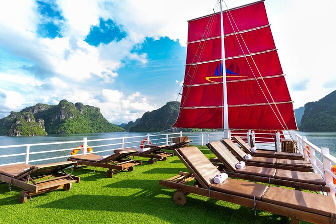 Halong Amazing Sail Luxury 1 Day Small Group Tour 7-Hour Cruising - Cruising through Bai Tu Long Bay
