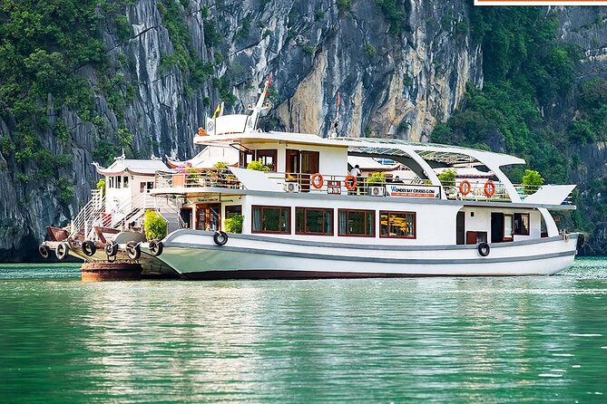 Halong Bay Cruise Luxury Full Day Tours - Kayaking for a closer look