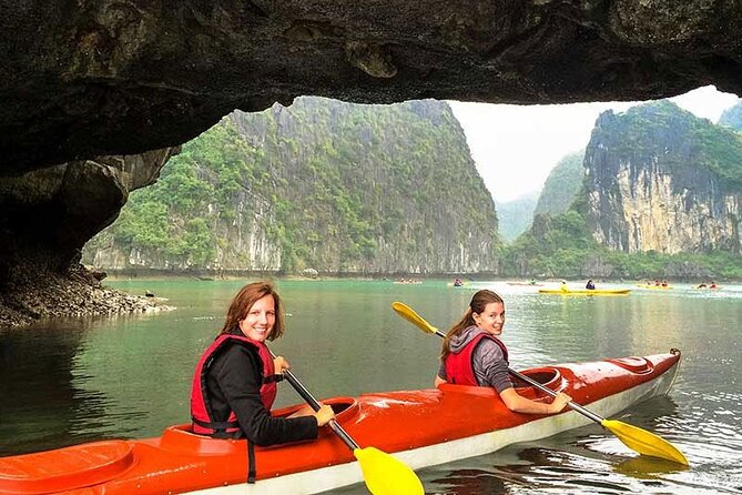 Halong Bay day tour 4 hours Cruise from Hanoi city - Thien Cung Cave and its 400-meter walking route