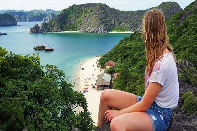 Halong Bay Day Tour: Visit Cave Island Kayaking Swimming Lunch - Sung Sot Cave puts you inside the karst