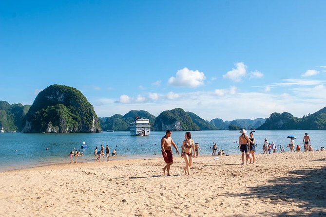 Halong Bay Day Tour With Titop Island, Cave, Kayak & Lunch - Guides, communication, and group organization