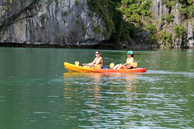 Halong bay Full Day Cruise trip: kayaking, surprise cave, titop island, lunch - The long road from Hanoi to the bay