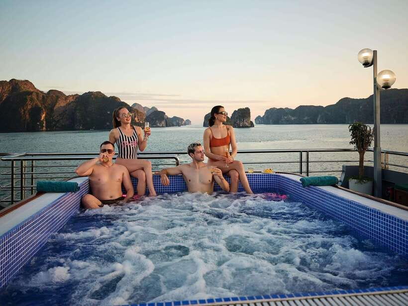 Halong Bay Luxury Cruise: Kayak&Swim,Cave, Party BEST SELLER - Food, guiding, and the human side of the day