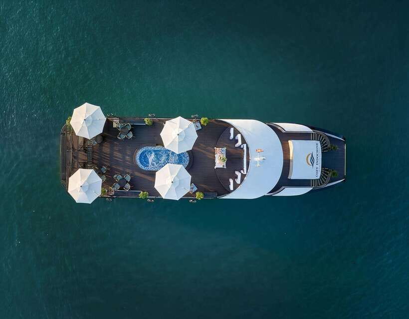 Halong Bay: Luxury Day Cruise with Buffet, Kayak, Swim - Tuan Chau Harbor and the first hours on the boat