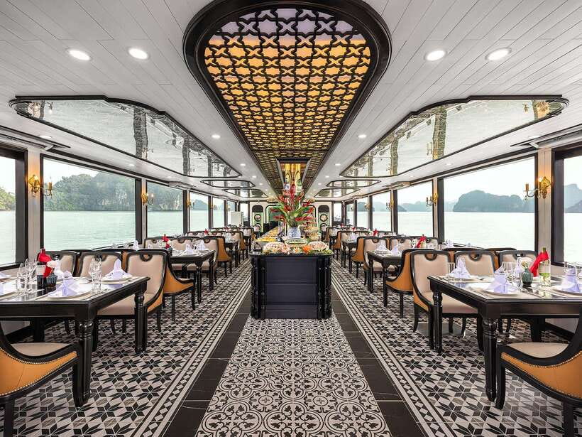 Halong Bay: Luxury Day Cruise with Buffet, Kayak, Swim - Luon Cave by kayak or bamboo boat
