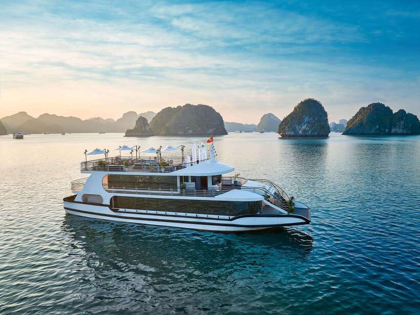 Halong Bay: Luxury Day Cruise with Buffet, Kayak, Swim - The Hanoi transfer and the stop at Hai Duong