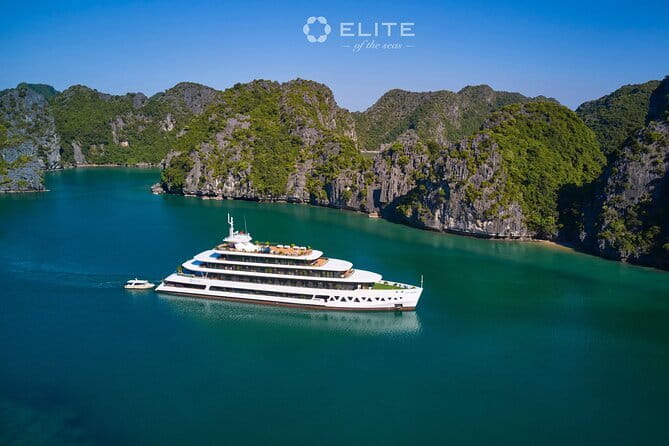 Halong Bay Shore Excursion: Full Day Cruise Tour from Cruise Port - The pearl farm adds a useful human stop