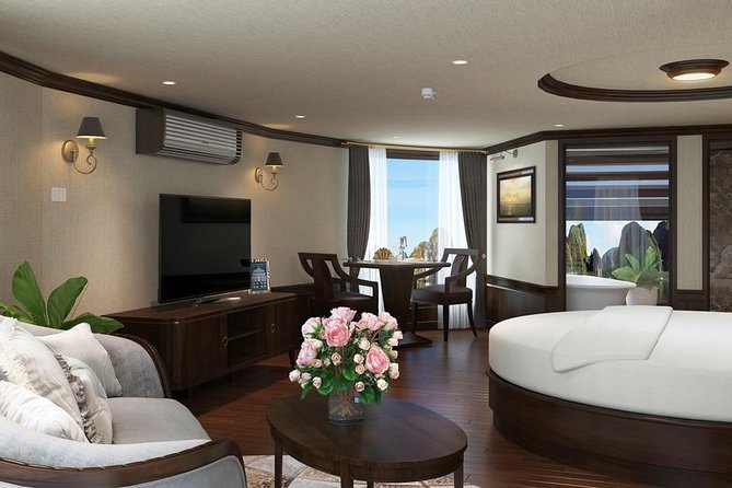 Halong Luxury Cruise 2D/1N: Kayaking, swimming, Surprise cave, Titop island - Cabin quality, service, and the luxury question