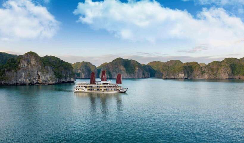 Hanoi: 2D1N Ha Long Bay, Lan Ha Bay by Amanda Luxury Cruise - Why the private balcony matters on Amanda