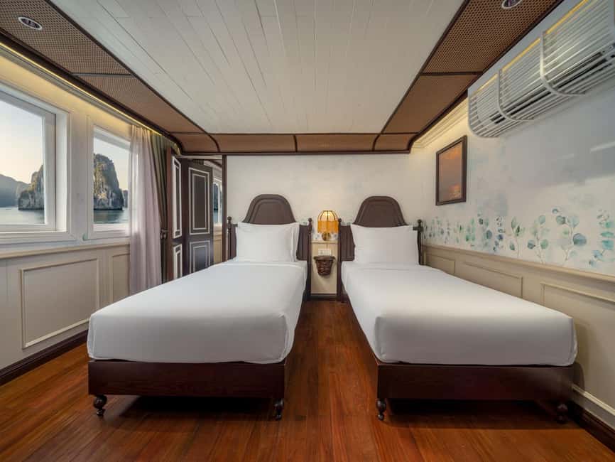 Hanoi: 3-Day Ninh Binh, Ha Long & Bai Tu Long Cruise UNESCO - Rowing through Trang An’s caves