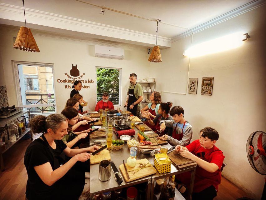 Hanoi: 5 Local Dishes Cooking Class with Meal & Market Visit - The teachers make the difference