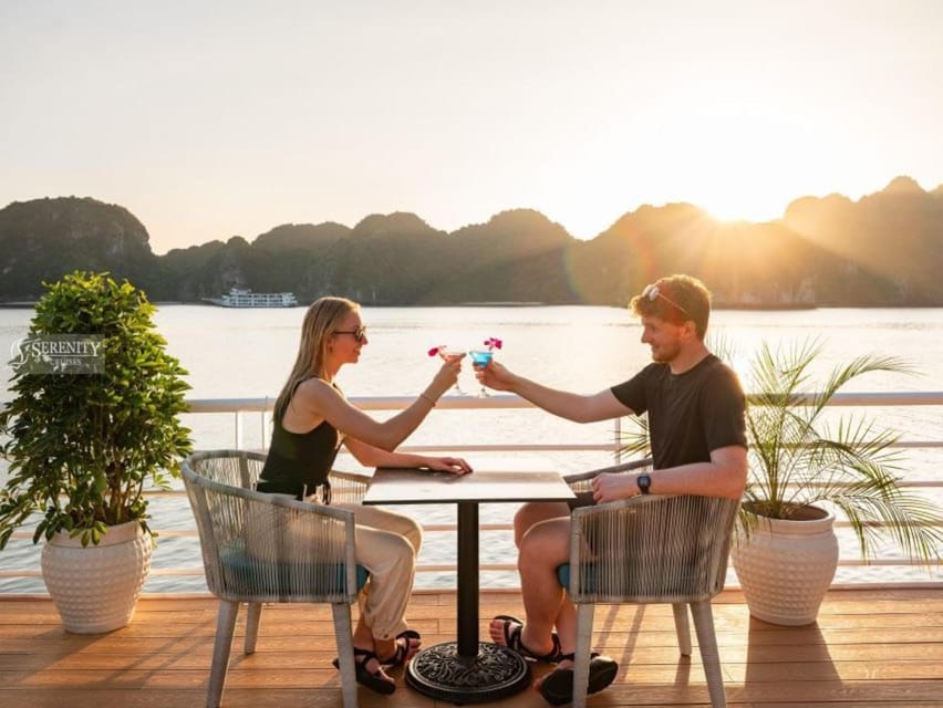 Hanoi: Cat Ba Island & Lan Ha Bay Day Trip Cruise with Lunch - Cai Beo and the first cruise through the islands