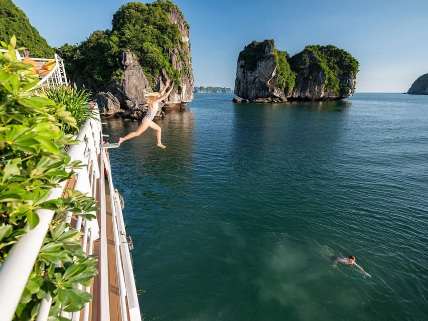 Hanoi: Cat Ba Island & Lan Ha Bay Day Trip Cruise with Lunch - The sunset party and ride home