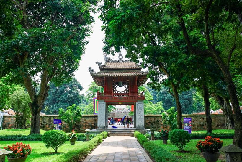 Hanoi: City Highlights Tour with Train Street & Hidden Gems - Practical advice before you go