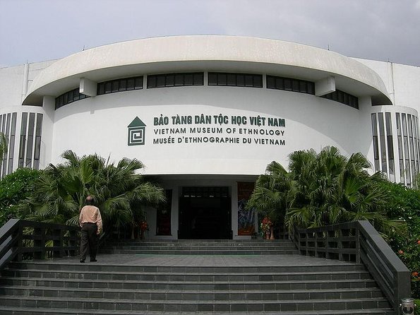 Hanoi City Tour Full Day - Tran Quoc Pagoda and the calm of West Lake