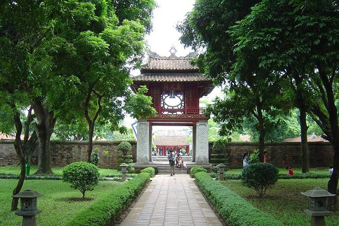 Hanoi City Tour Full Day ALL IN ONE - ALL INCLUDED - The Ho Chi Minh complex and its important caveat