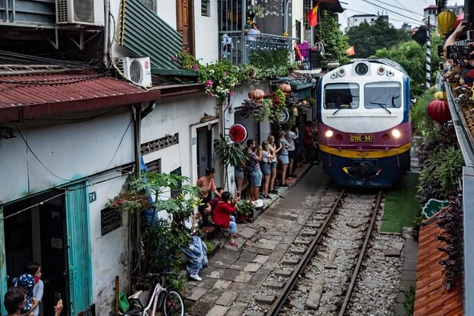 Hanoi City Tour: Private Half-Day to Hidden Corners &Train Street - What this private half-day tour really offers
