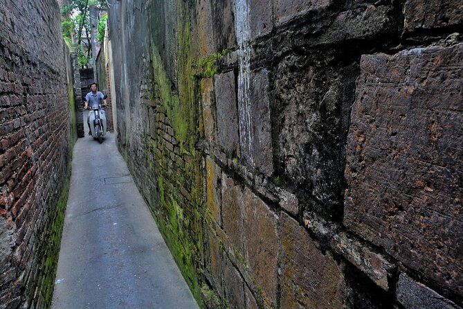 Hanoi Countryside Motorbike Tour: Red River Culture & Daily Life - Safety, comfort, and what the motorbike actually feels like