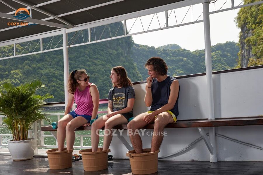 Hanoi: Cozy Halong Bay Overnight Cruise with Meals - The return to Hanoi and the real value of $112