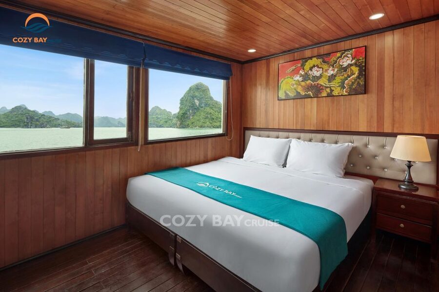 Hanoi: Cozy Halong Bay Overnight Cruise with Meals - Sunset, cooking, and a night on the boat