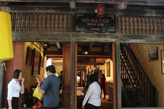 HANOI CULTURAL DISCOVERY TOUR ( "5 in 1" 4 hours - Special Package!) - What $60 buys you in four hours
