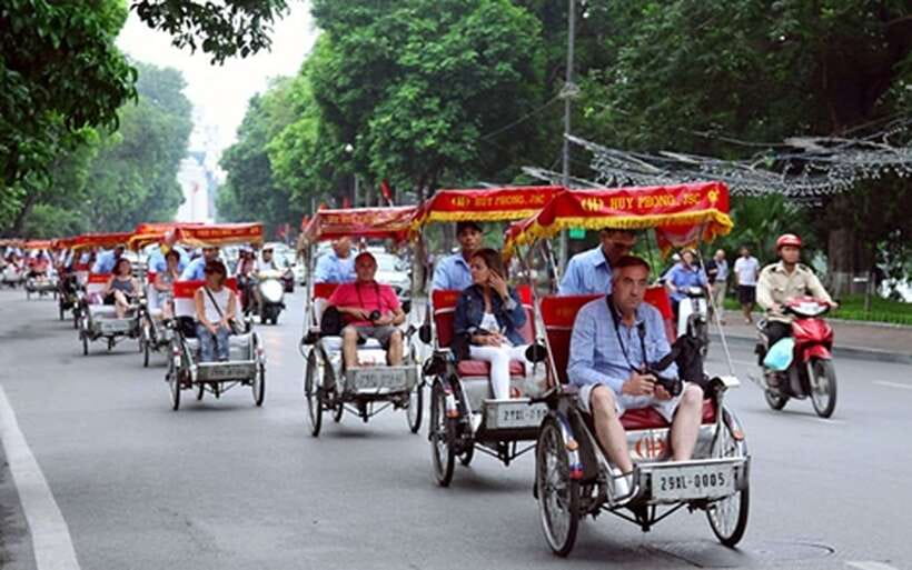 Hanoi: Cyclo the Old Quarter and Egg Coffee Tour - Why the cyclo is a smart first look at Hanoi