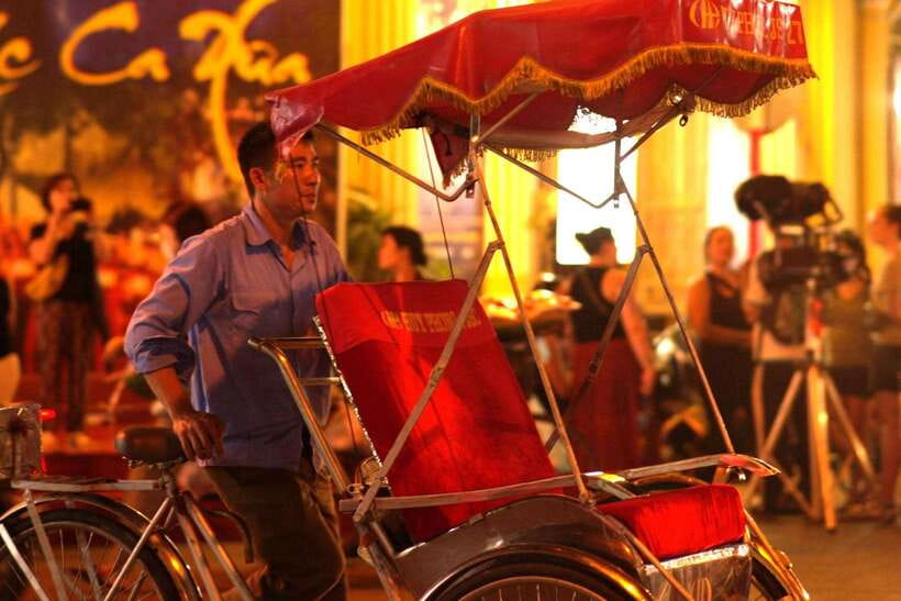 Hanoi: Cyclo the Old Quarter and Egg Coffee Tour - Guides make the difference
