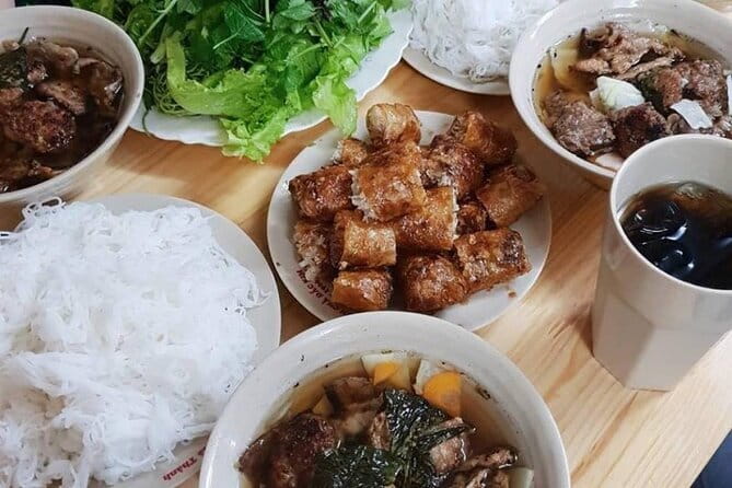 Hanoi Famous Michelin Guided Street Food Tour - Four Hanoi dishes in one compact walk