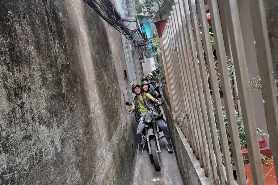 Hanoi Food, Culture, Sightseeing & Fun By Vintage Motorbike - Hanoi Train Street and the close-up city