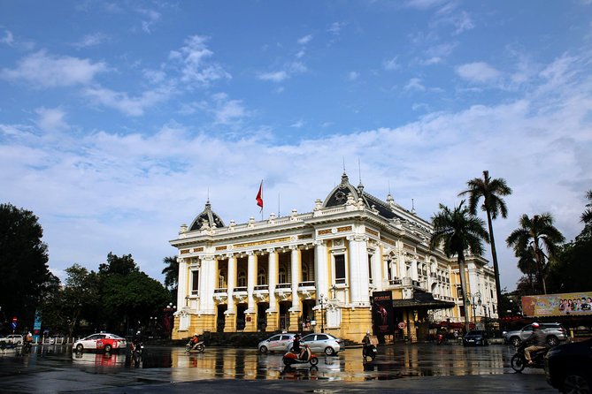 Hanoi French Quarter: Coffee and Stories - Trang Tien Plaza and the changing city
