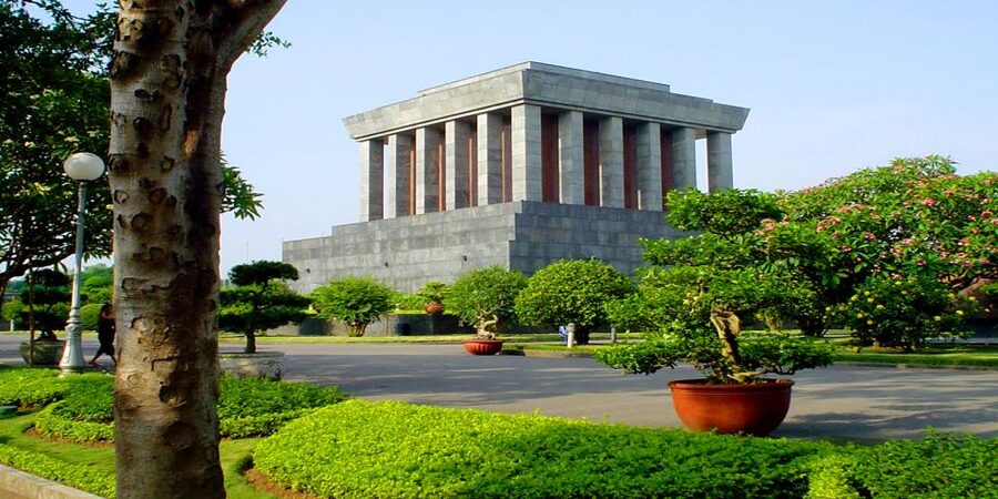 Hanoi: Full-Day City Tour and Water Puppet Show - A useful one-day introduction to Hanoi