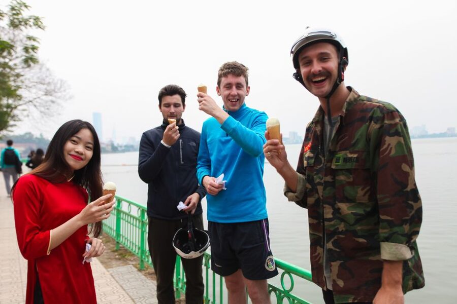 Hanoi: Full-Day City Tour and Water Puppet Show - Water puppets beside Sword Lake