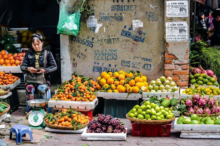 Hanoi: Full-Day City Tour with Lunch and Optional Extras - Tran Quoc Pagoda beside West Lake