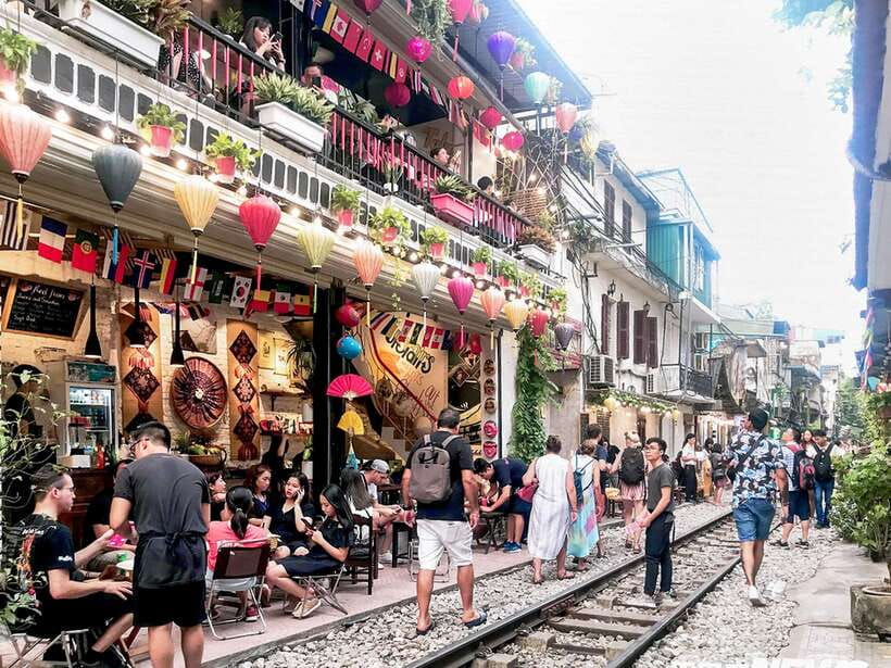 Hanoi: Guided Food Tour with Train Street Visit - What the $19 price really buys