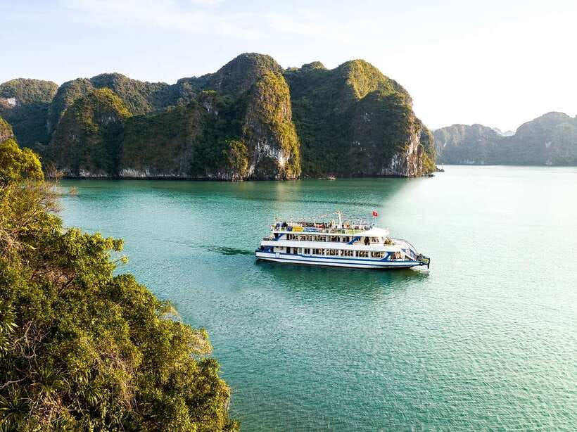 Hanoi: Ha Long Bay Day Cruise - Swimming, Meal, Kayaking - At a glance