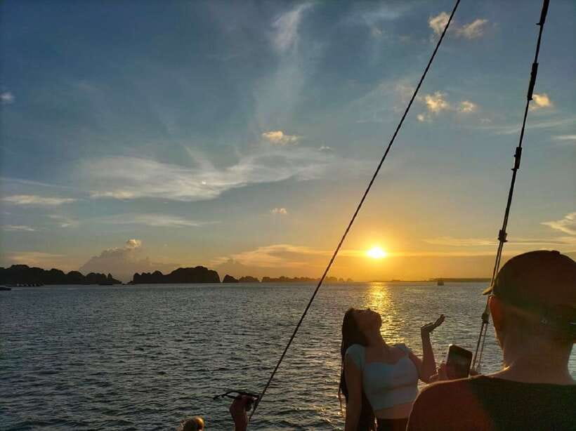 Hanoi: Ha Long Bay Day Cruise - Swimming, Meal, Kayaking - Who should book this day cruise?
