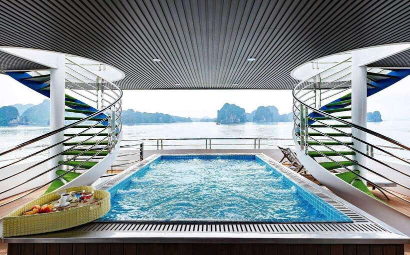 Hanoi: Ha Long Bay Day Trip - Luxury Cruise & Buffet Lunch - Buffet lunch with bay views