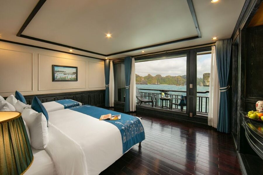 Hanoi: Halong Bay 2-Day 5-Star Balcony Cruise & Bathtub - Why this two-day cruise works better than a quick bay trip