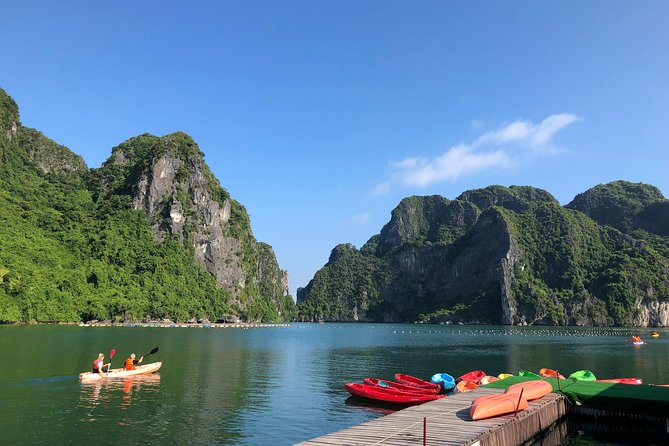 Hanoi: Halong Bay Luxury Option – Titop, Surprise Cave, Kayak - The early road from Hanoi to Halong Bay