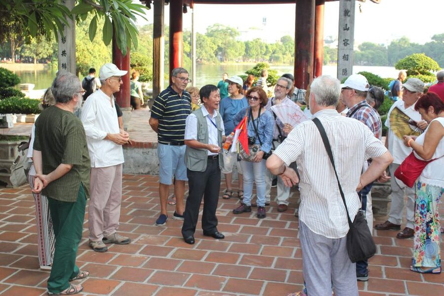 Hanoi Highlights: Full-Day Small Group City Tour with Lunch - Temple of Literature and Vietnam’s scholarly tradition