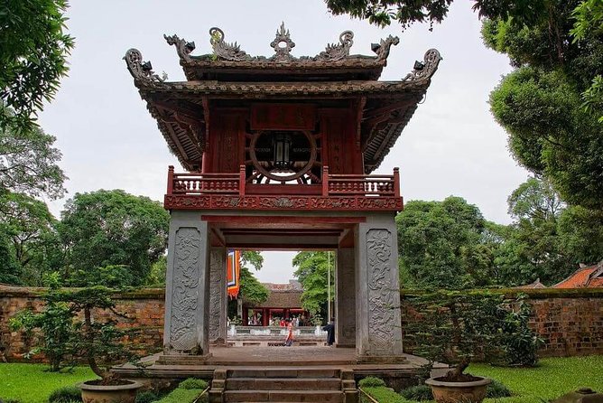 Hanoi Highlights: Half-day City Tour - Tran Quoc Pagoda beside West Lake