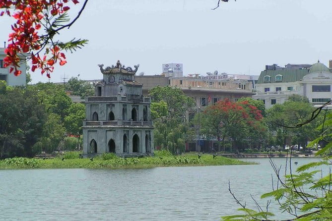 Hanoi in a day from Halong city - Old Quarter lunch: choose the flavor of your day